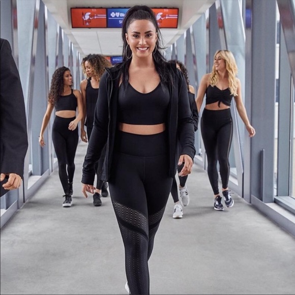 Fabletics Pants - Fabletics Demi Lovato High-Waisted PowerHold Crop